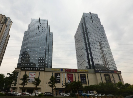 成都龙泉驿区东能国际写字楼